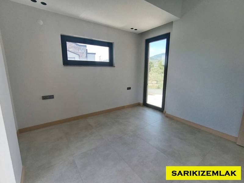 Edremit Güre Mah`da3+1  Villa. - 11